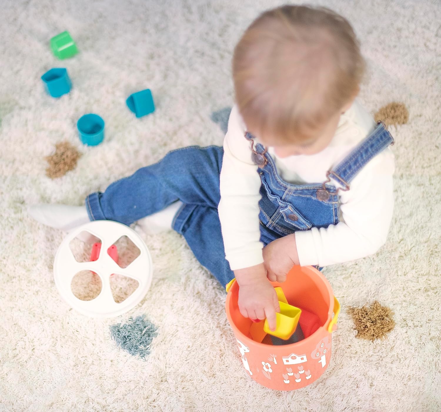 vedierko na triedenie tvarov